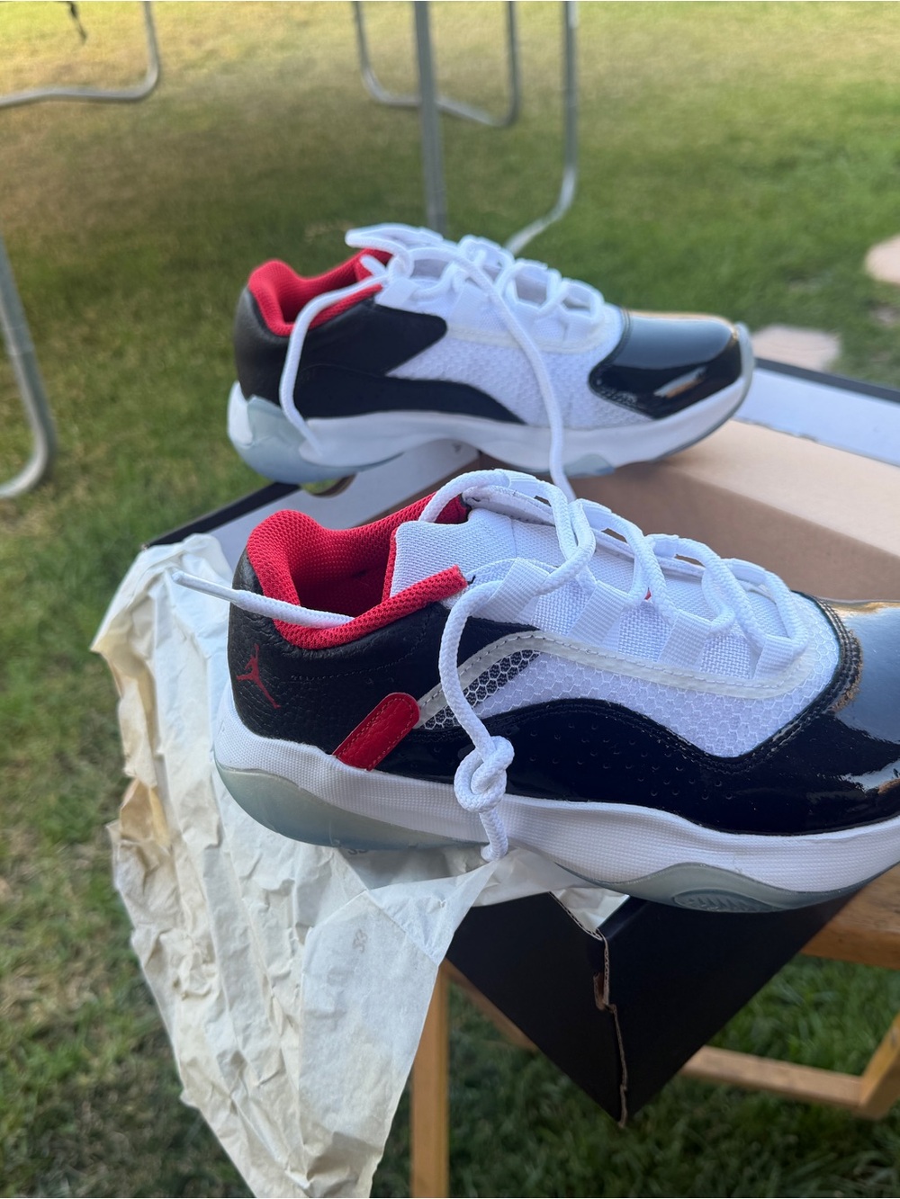 Jordan Kids White Black & Red Low-Top Sneakers